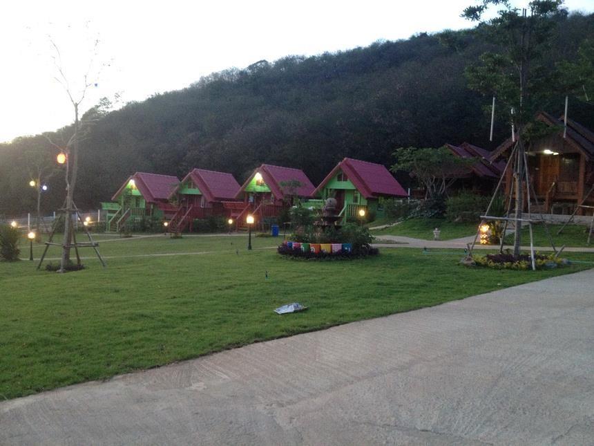 บ้านเรือนไท มวกเหล็ก Ban Ruenthai Muaklek Exterior photo